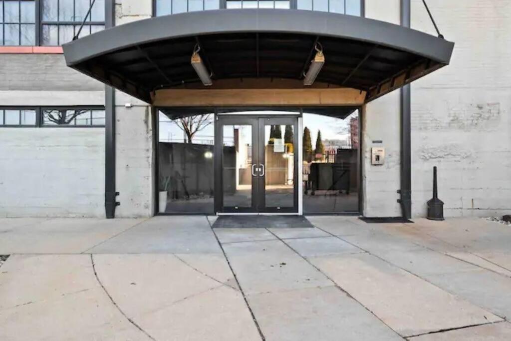 Staycation City Loft Free Gated Parking Saint Louis Eksteriør billede
